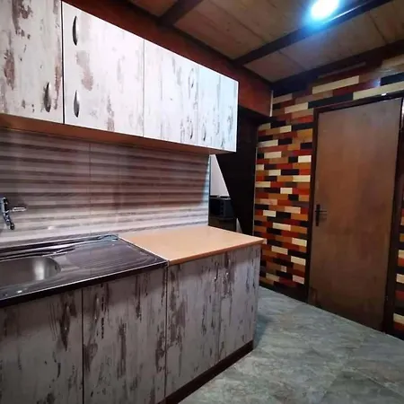 Treska 98 Dom wakacyjny *